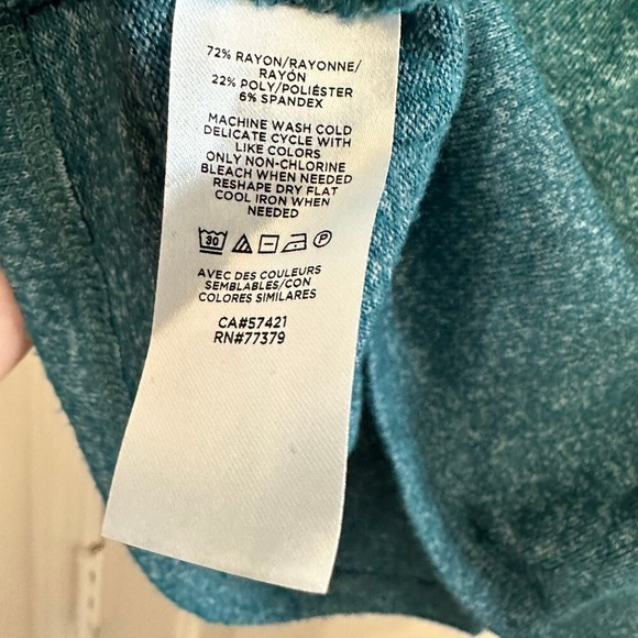 Ann Taylor Women's Green Short Sleeve Blouse Top, Size Large Petite (LP) - Picture 4 of 6